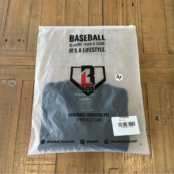 Baseball Lifestyle 101 Chalkboard Short Sleeve Tee Men’s Medium Teen Black New - Picture 5 of 6